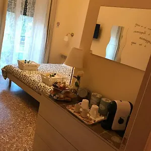  Alojamento de Acomodação e Pequeno-almoço Da Giulia Itália